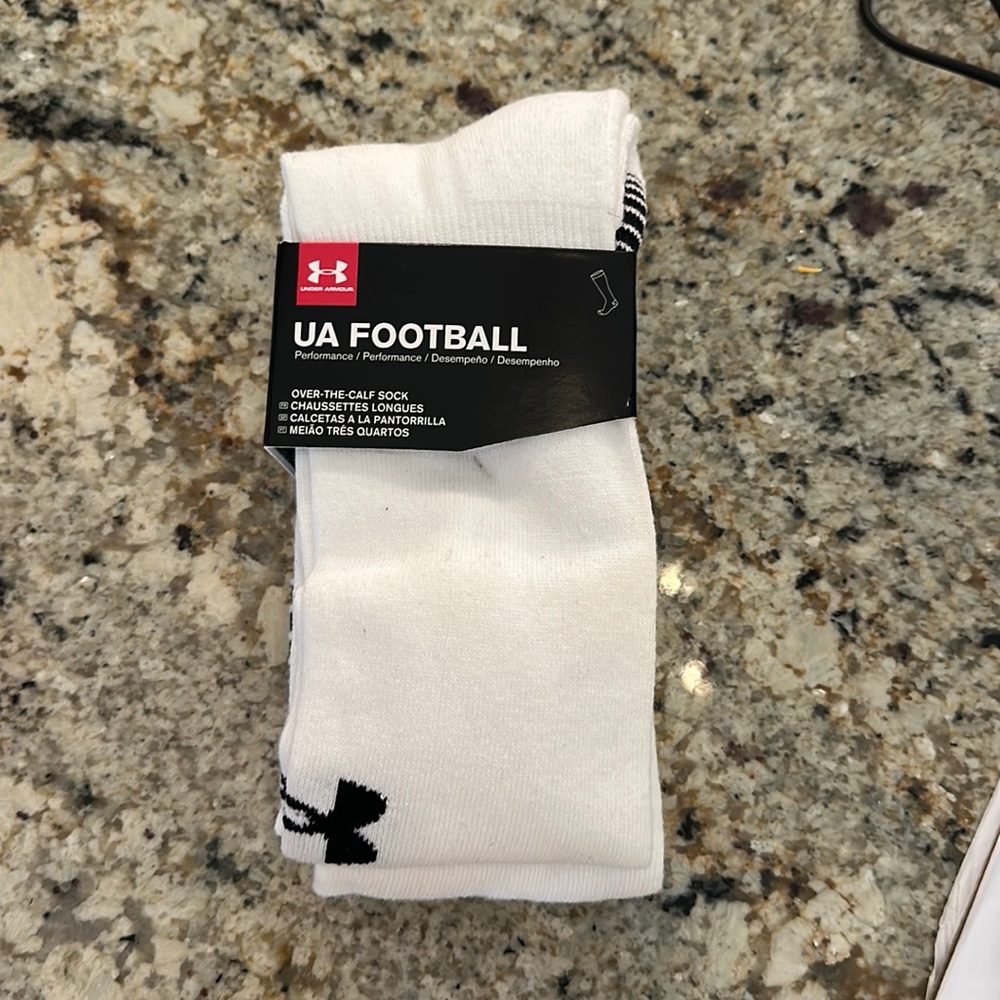Under Armour UA Football Socks Over-the-Calf Men’s size large NWT.